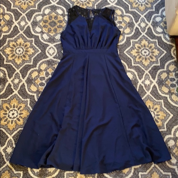 NSR Dresses & Skirts - NSR chiffon fit and flare midi dress size L